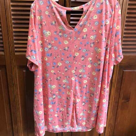 Lane Bryant Swing Diamond Back Swing Tee 26 28 NWT - Picture 3 of 10